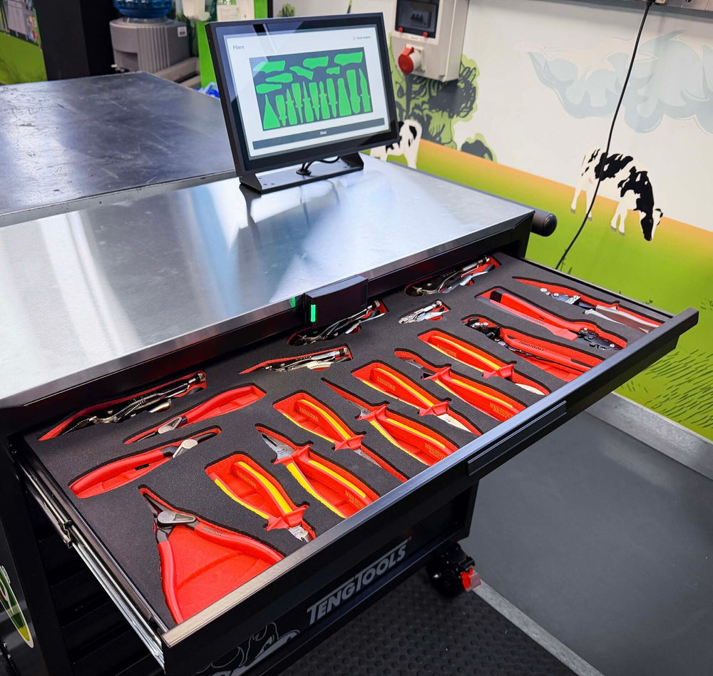 Teng Tools Smart Box with a pliers drawer open in red foam and the cabinet screen showing every location present