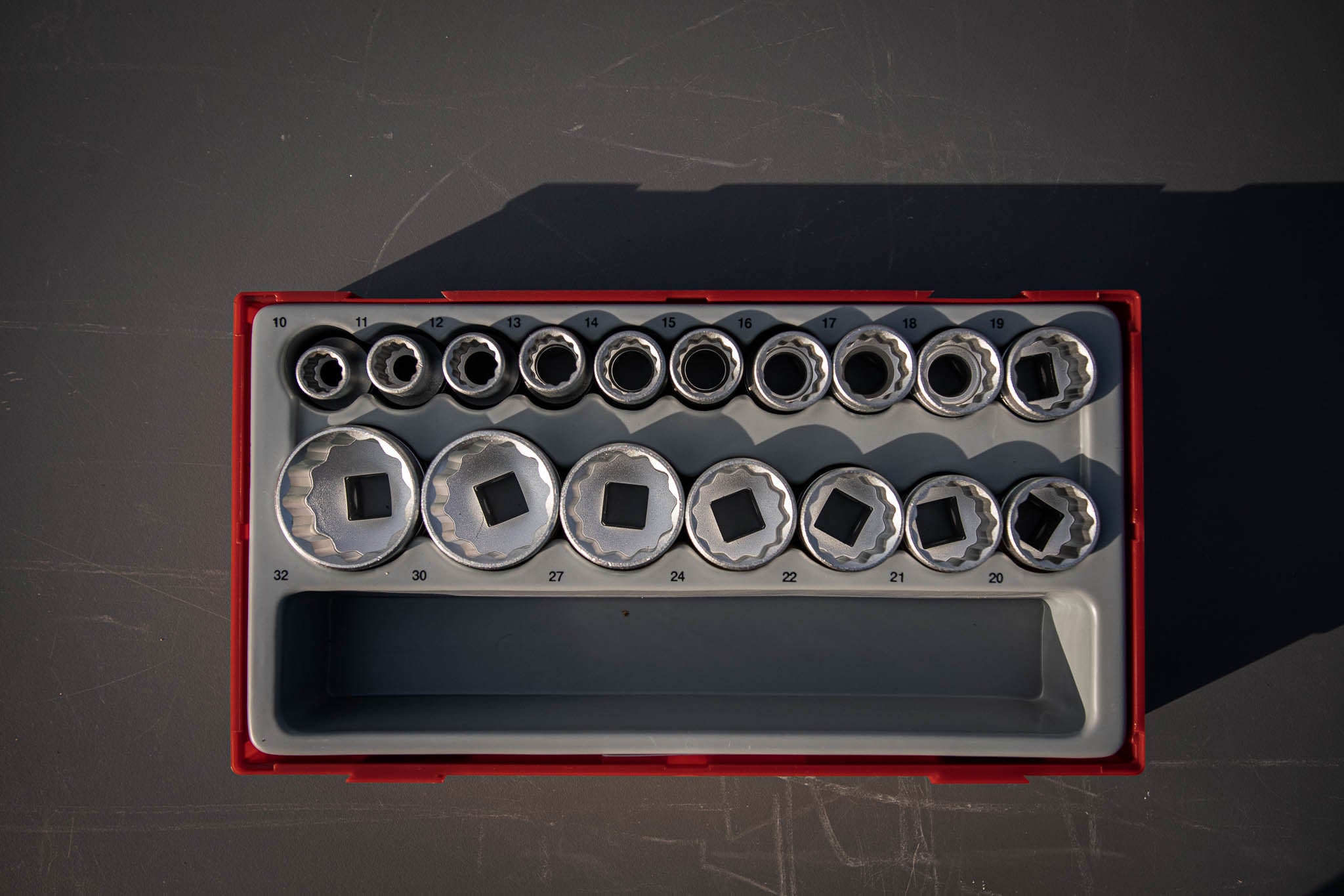1/2 Socket Set 12 pt TT1 17 Pieces