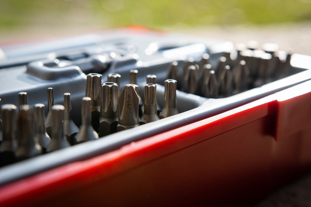 Ratcheting Screwdriver Bit Set TT1 74 Pieces